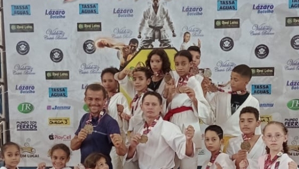 Atletas de Couto Magalhães conquistam medalhas no campeonato brasileiro