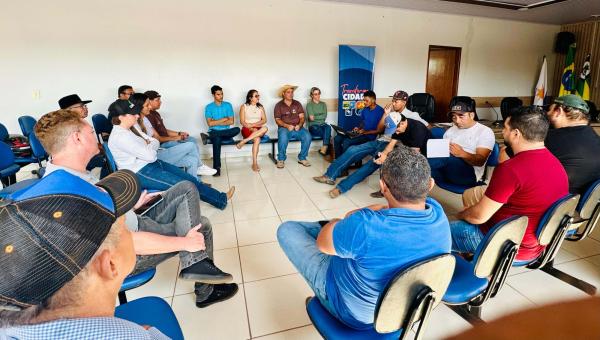 Reunião com comitivas visa Cavalgada de sucesso em 2025