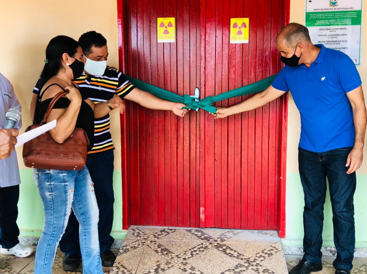 Novo aparelho de Raio-x é entregue à população de Couto Magalhães

