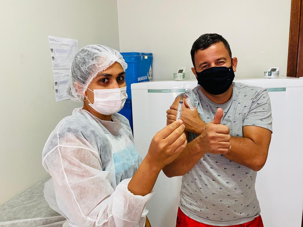 Couto Magalhães reforça necessidade dos cidadãos completarem a imunização com a segunda dose da vacina contra covid-19