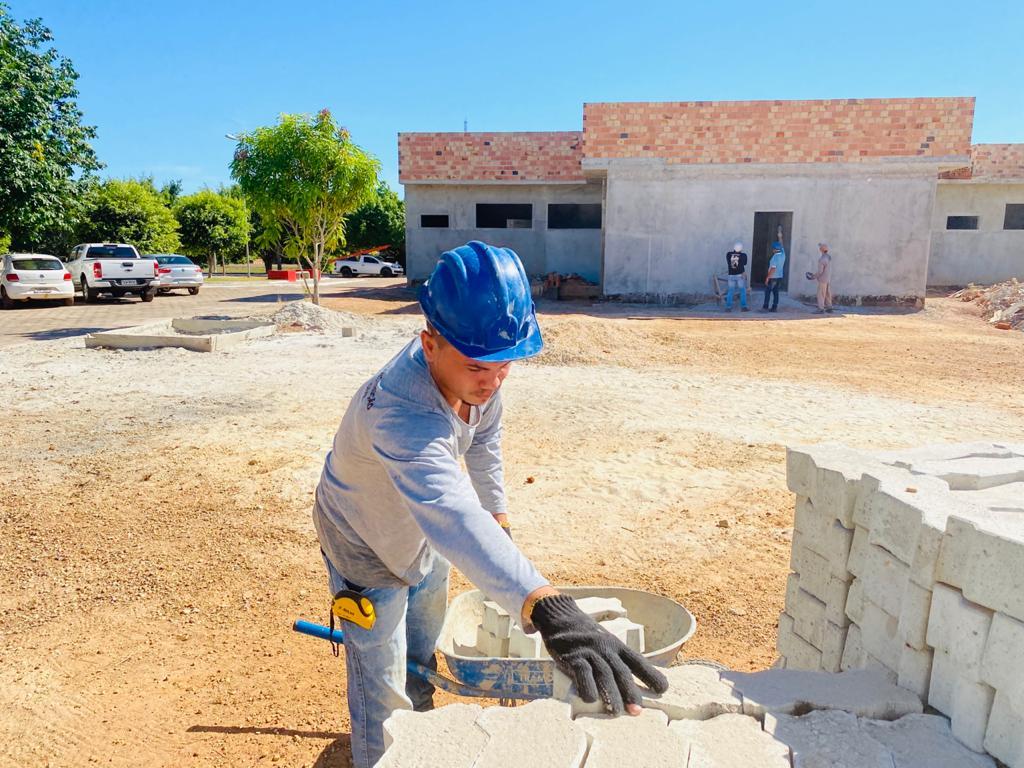 Obras da Unidade Básica de Saúde de Couto Magalhães são retomadas

