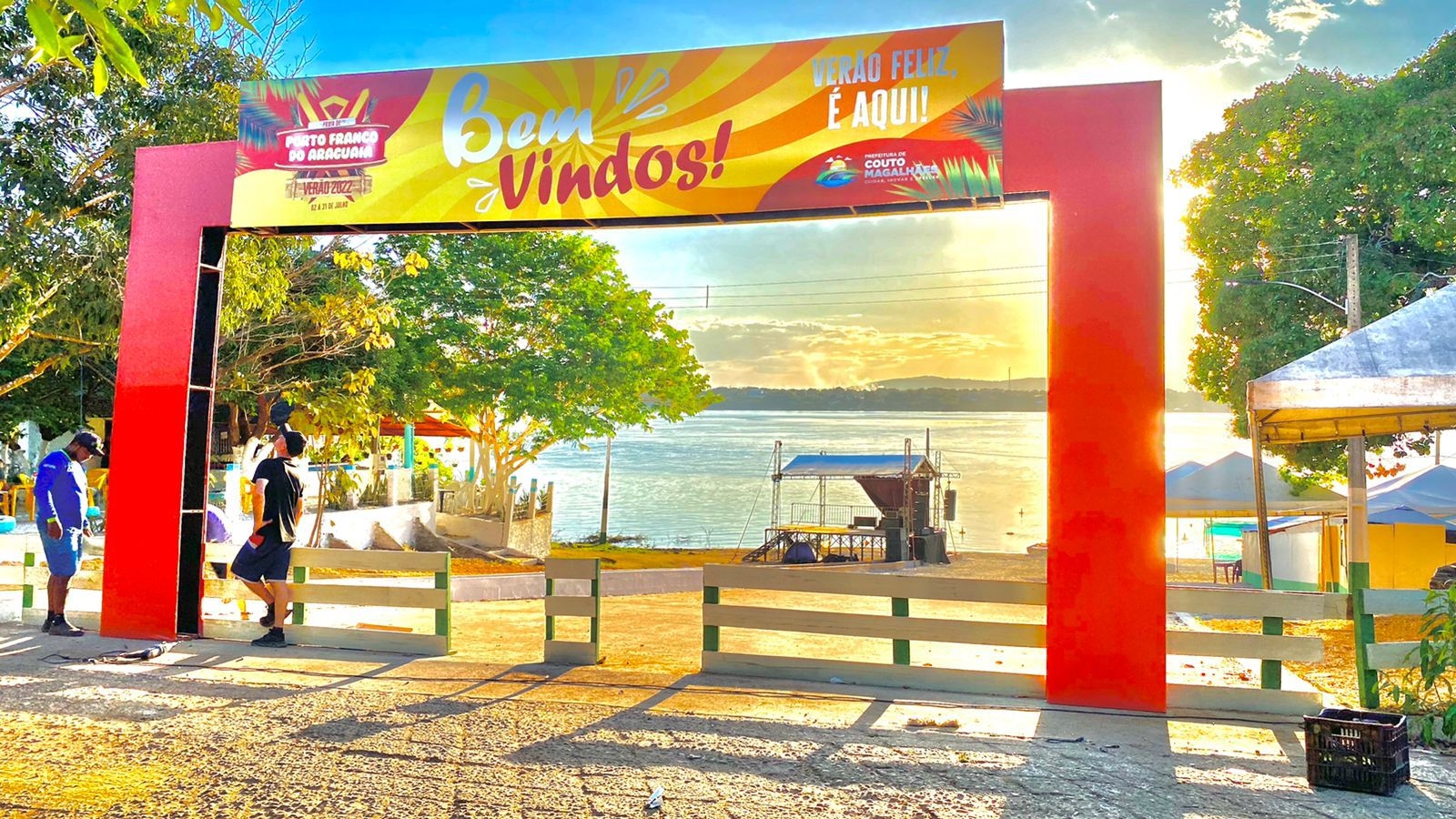 Prefeito de Couto Magalhães realiza abertura da temporada de praia no município