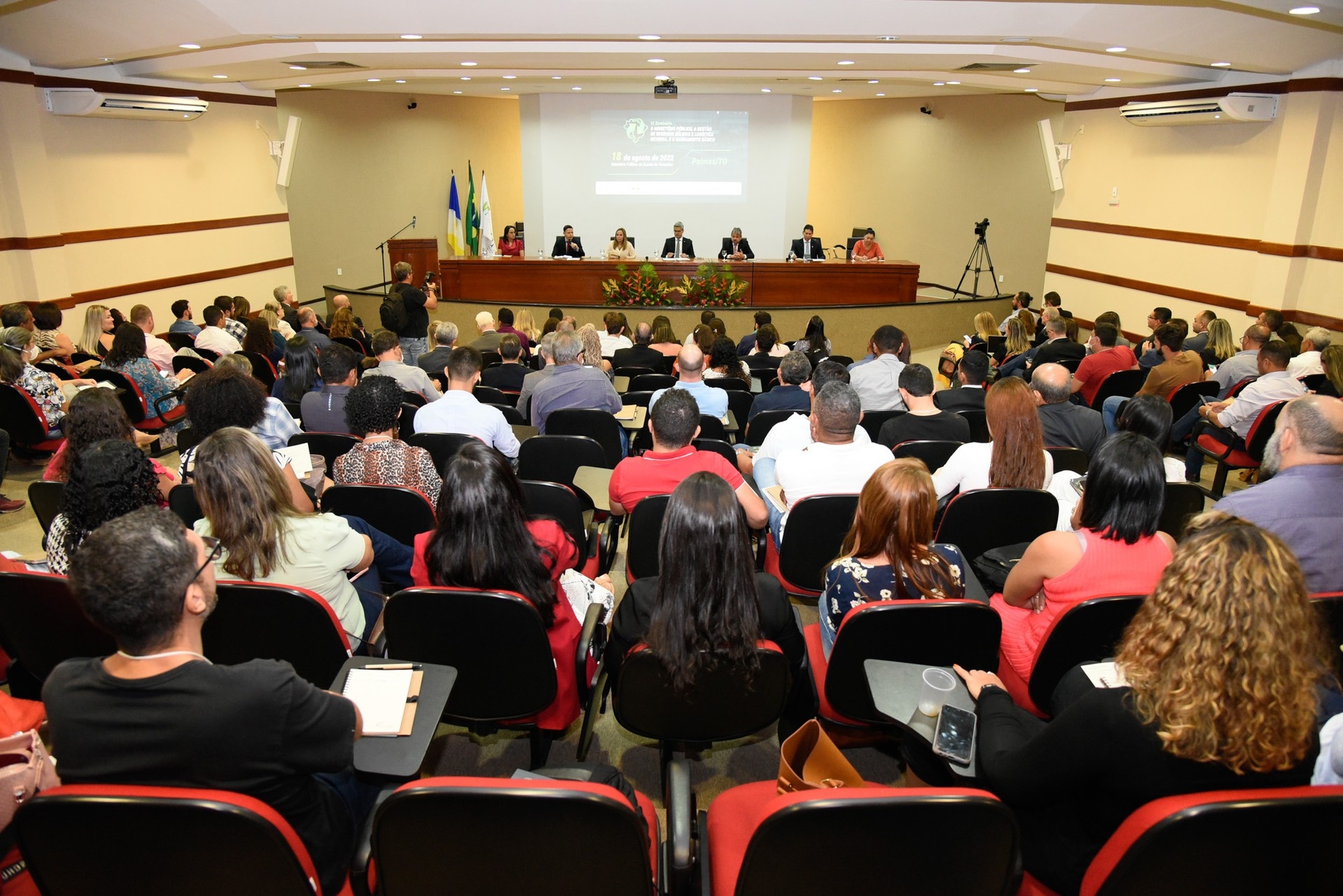 Couto Magalhães marca presença no IX Seminário de Resíduos Sólidos do Ministério Público do Tocantins 
