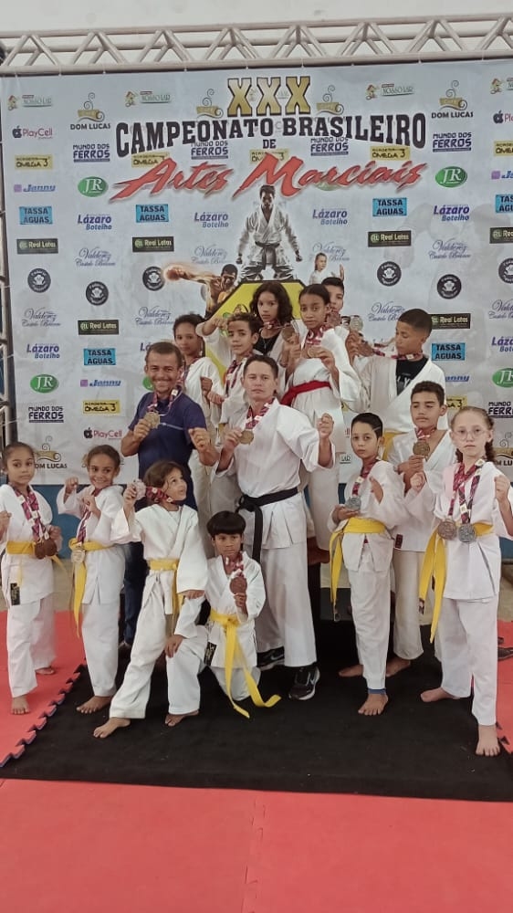 Atletas de Couto Magalhães conquistam medalhas no campeonato brasileiro