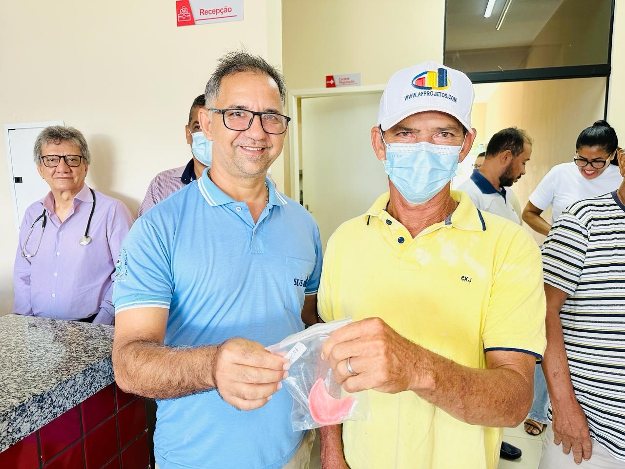 Saúde de Couto Magalhães oferta próteses dentárias

