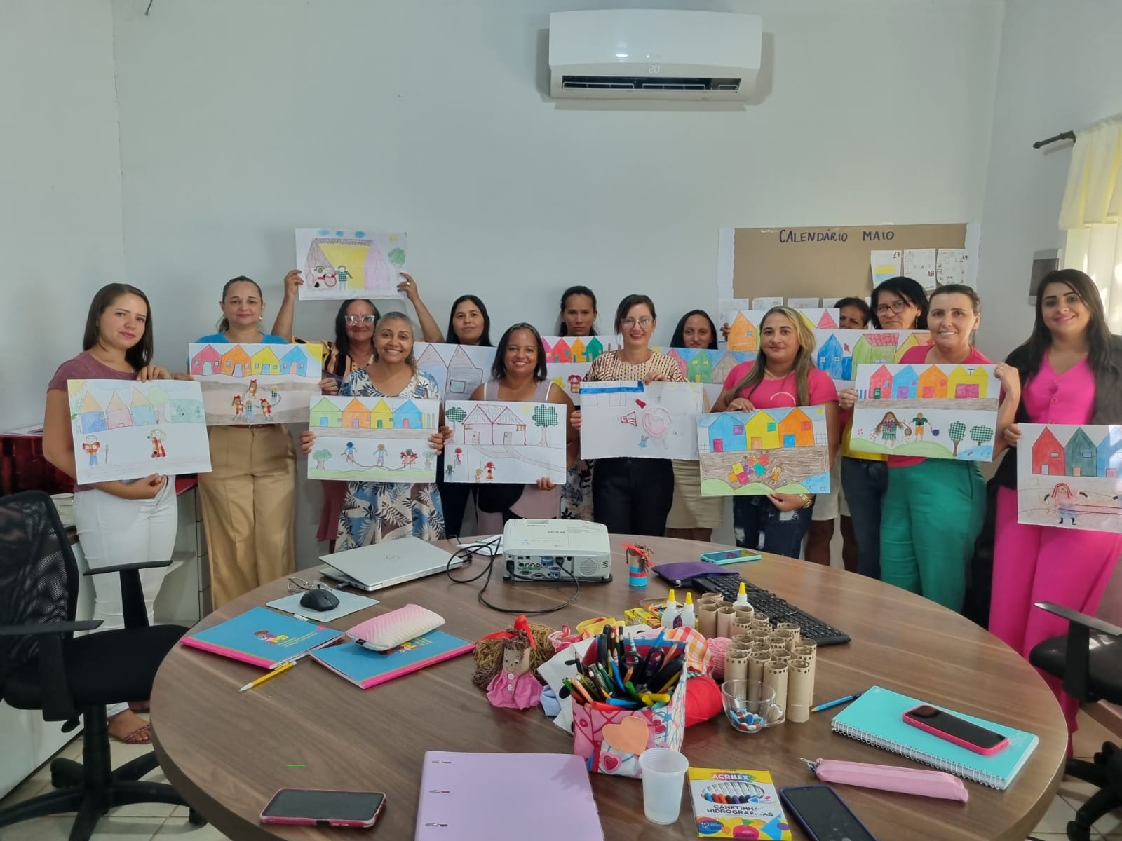 Professores da Pré Escola participam do "Leitura e escrita na Educação Infantil", em Couto Magalhães