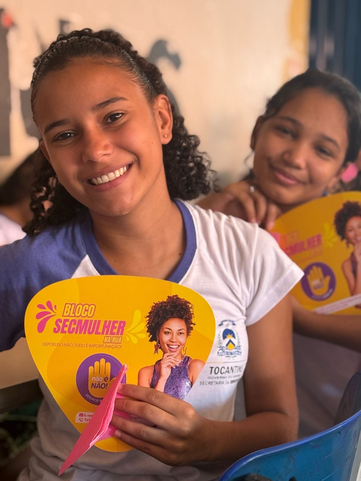 Secretaria de Assistência Social alerta jovens mulheres sobre assédio e fala de direitos femininos em palestra
