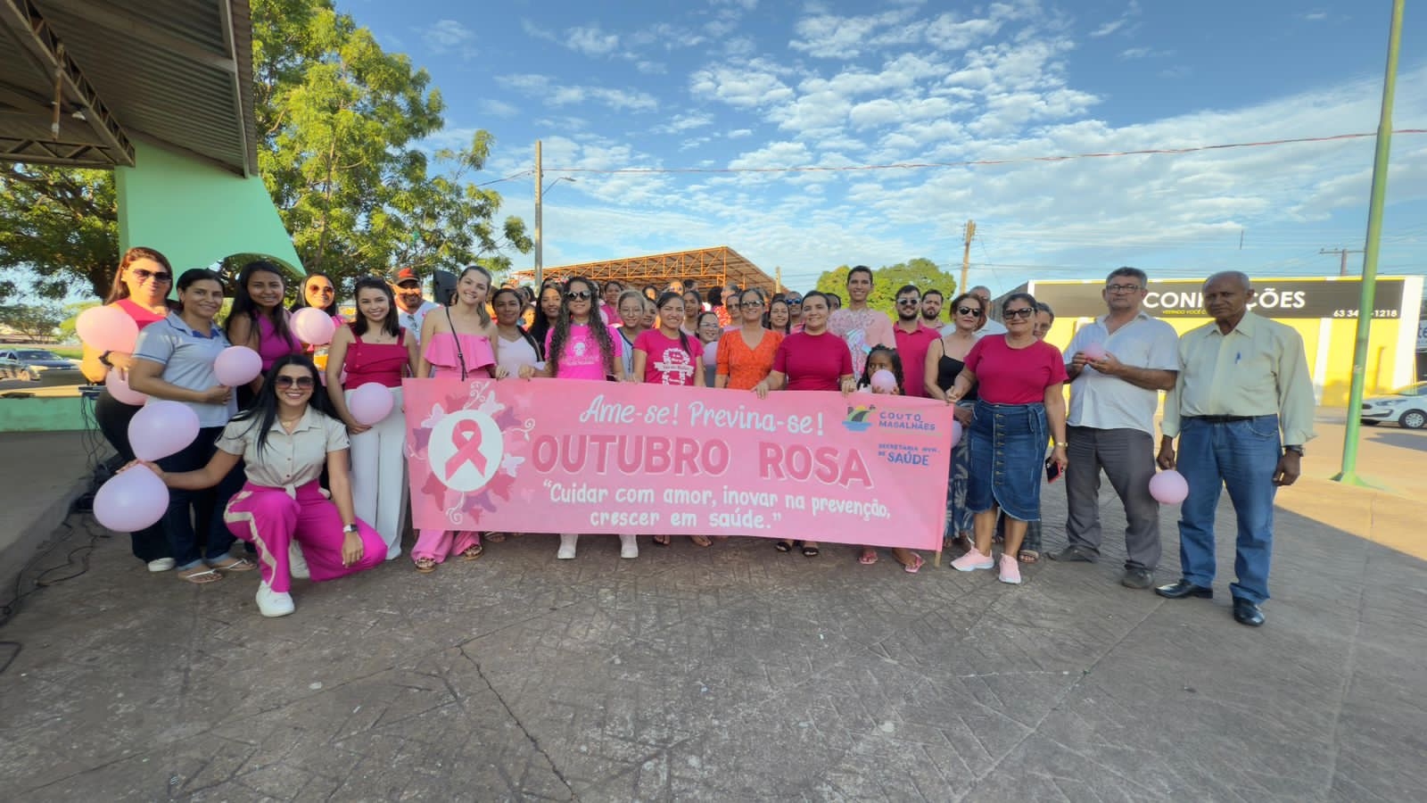 Secretaria da Saúde vai às ruas reforçar temas do Outubro Rosa