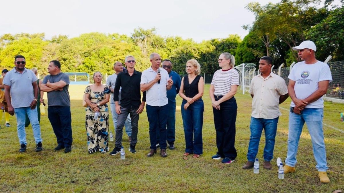 Couto Magalhães vive dia de inauguração, início de obra de creche e recebimento de máquinas